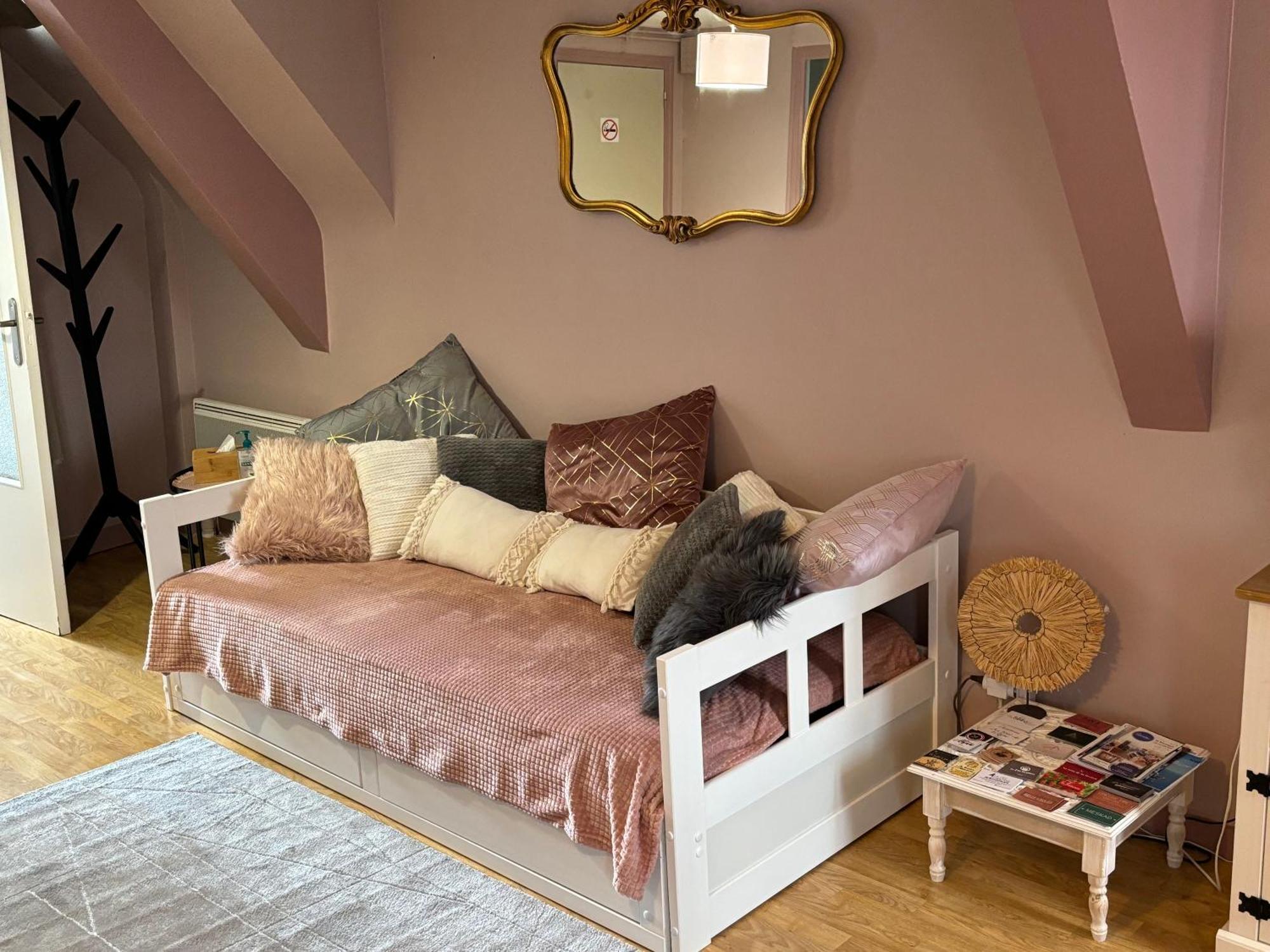 Le Grenier Studio De Charme Centre Historique Dinan Ngoại thất bức ảnh